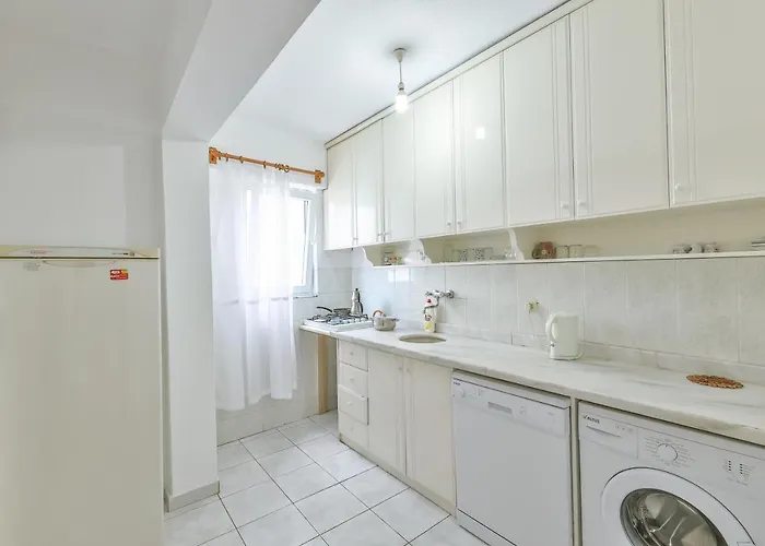 Ali Baba Apart * كاس