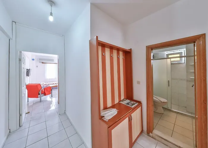 Ali Baba Apart Hotel *